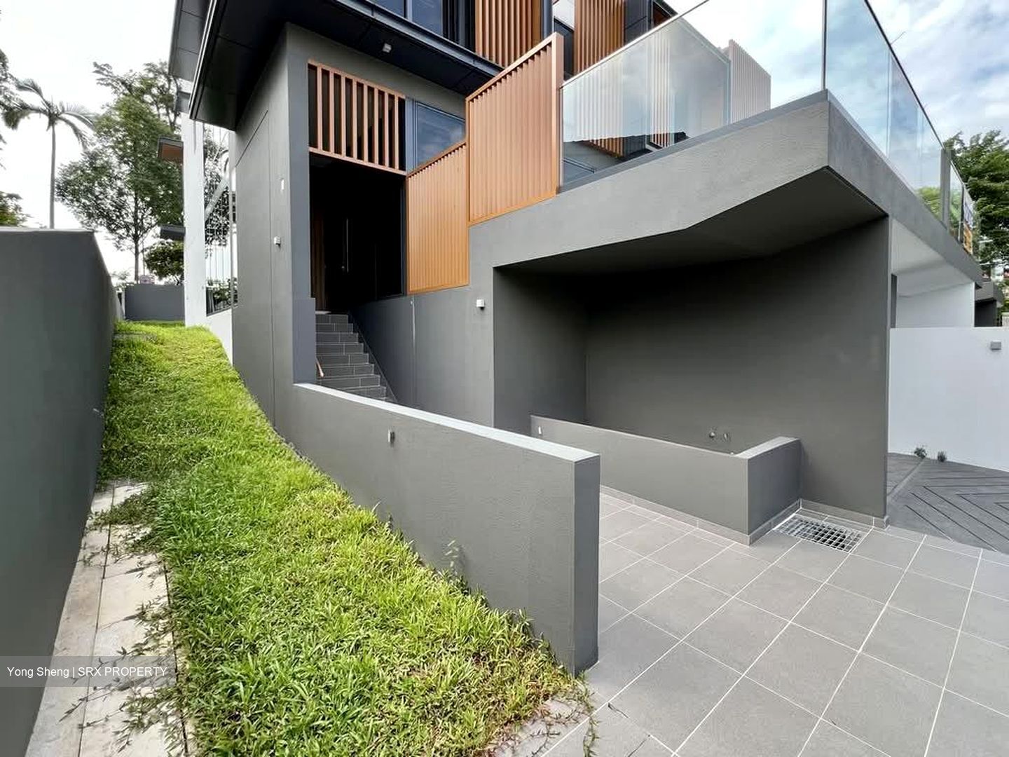 Seletar Hills Estate (D28), Terrace #587212431